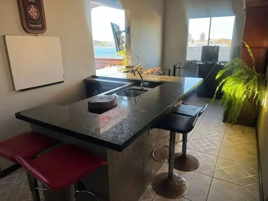 Apartamento com 3 quartos à venda, 134m2 em Sarandi, Porto Alegre - RS - imagem 7 Foto 7 de Apartamento com 3 quartos à venda, 134m2 em Sarandi, Porto Alegre - RS