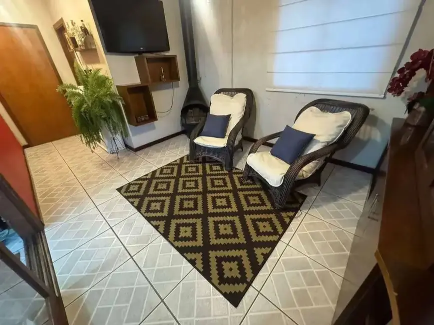 Apartamento com 3 quartos à venda, 134m2 em Sarandi, Porto Alegre - RS - imagem 4 Foto 4 de Apartamento com 3 quartos à venda, 134m2 em Sarandi, Porto Alegre - RS