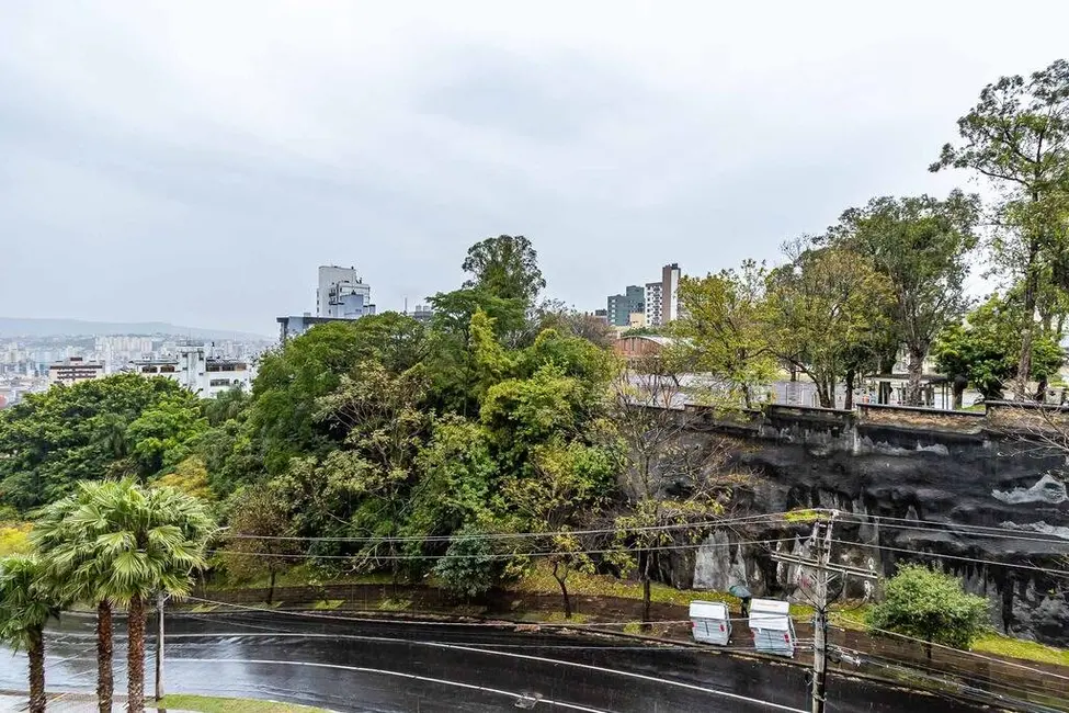 Apartamento com 3 quartos à venda, 223m2 em Bela Vista, Porto Alegre - RS - imagem 4 Foto 4 de Apartamento com 3 quartos à venda, 223m2 em Bela Vista, Porto Alegre - RS