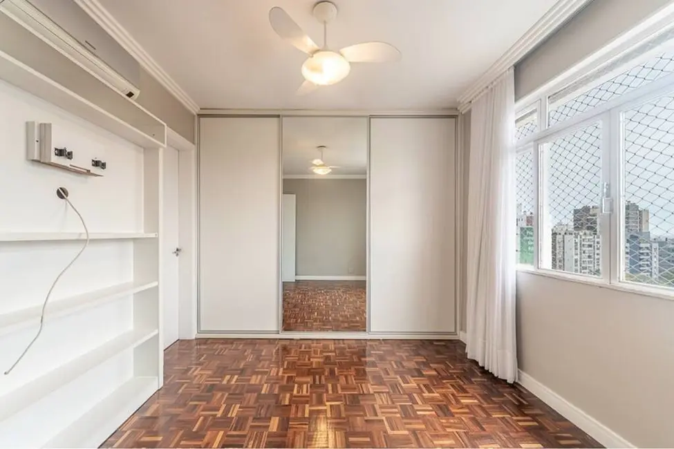 Foto 8 de Apartamento com 3 quartos à venda, 111m2 em Auxiliadora, Porto Alegre - RS