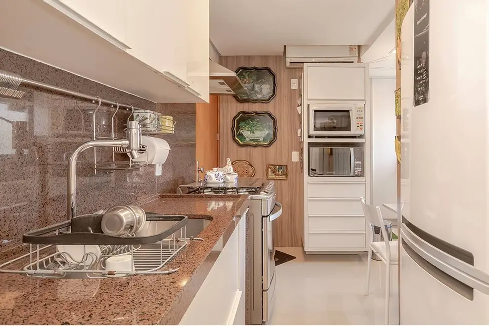 Foto 9 de Apartamento com 3 quartos à venda em Três Figueiras, Porto Alegre - RS