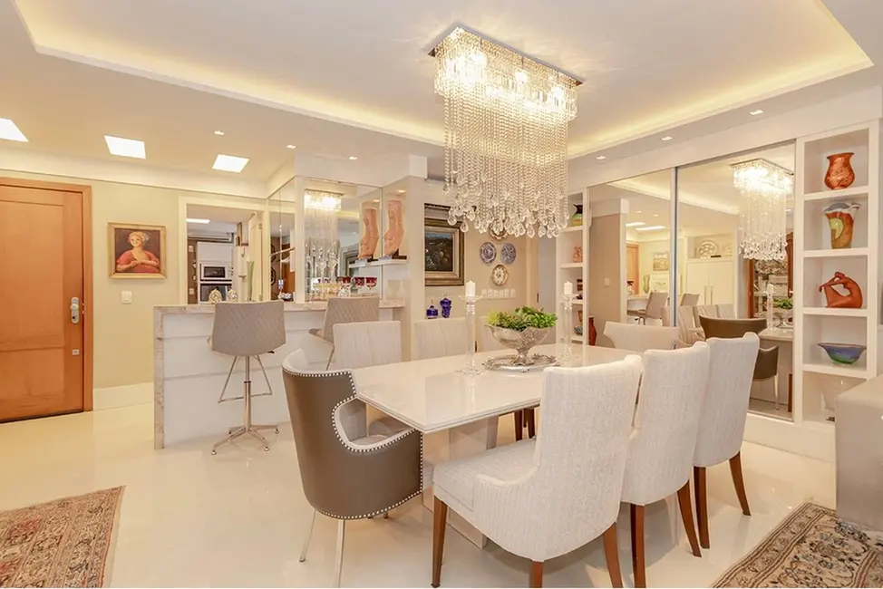 Foto 4 de Apartamento com 3 quartos à venda em Três Figueiras, Porto Alegre - RS