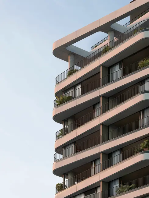 Apartamento com 3 quartos à venda, 144m2 em Moinhos de Vento, Porto Alegre - RS - imagem 4 Foto 4 de Apartamento com 3 quartos à venda, 144m2 em Moinhos de Vento, Porto Alegre - RS