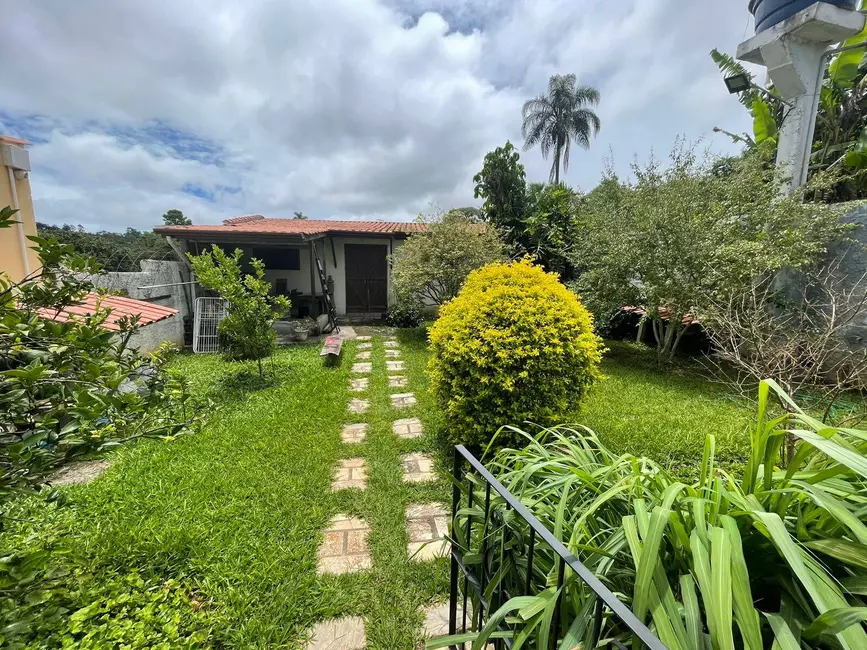 Foto 6 de Casa com 3 quartos à venda, 525m2 em Serra Negra - SP
