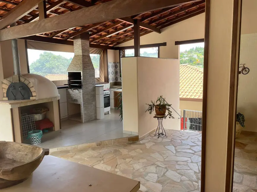 Foto 5 de Casa com 3 quartos à venda, 525m2 em Serra Negra - SP