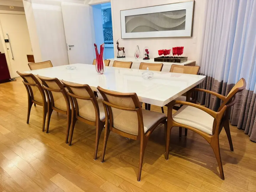 Apartamento com 3 quartos à venda, 243m2 em Santo Antônio, Sao Caetano Do Sul - SP - imagem 4 Foto 4 de Apartamento com 3 quartos à venda, 243m2 em Santo Antônio, Sao Caetano Do Sul - SP