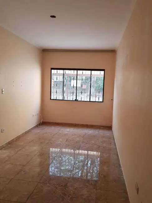 Foto 3 de Casa com 3 quartos à venda, 150m2 em Vila Califórnia, São Paulo - SP