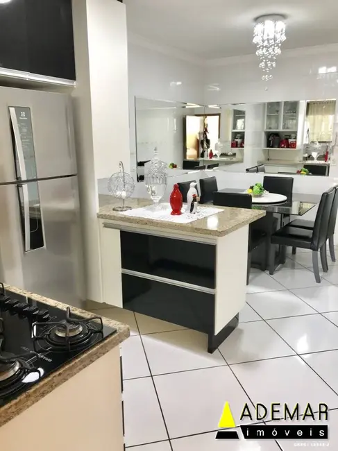Casa com 3 quartos à venda, 125m2 em Centro, Diadema - SP - imagem 6 Foto 6 de Casa com 3 quartos à venda, 125m2 em Centro, Diadema - SP