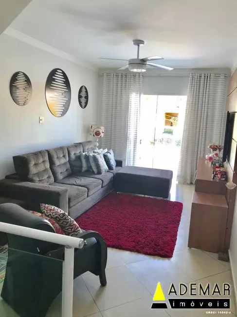 Casa com 3 quartos à venda, 125m2 em Centro, Diadema - SP - imagem 8 Foto 8 de Casa com 3 quartos à venda, 125m2 em Centro, Diadema - SP