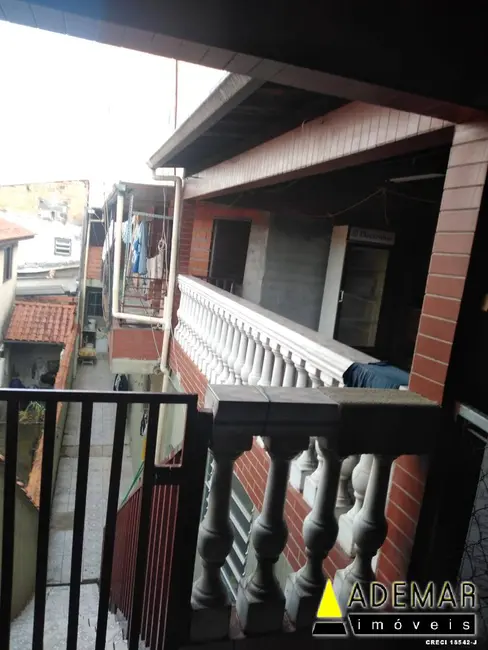 Casa com 4 quartos à venda, 250m2 em Conceição, Diadema - SP - imagem 3 Foto 3 de Casa com 4 quartos à venda, 250m2 em Conceição, Diadema - SP