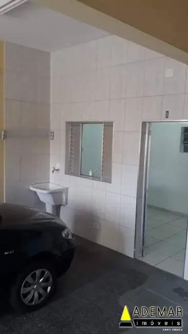 Casa com 7 quartos à venda, 230m2 em Diadema - SP - imagem 9 Foto 9 de Casa com 7 quartos à venda, 230m2 em Diadema - SP