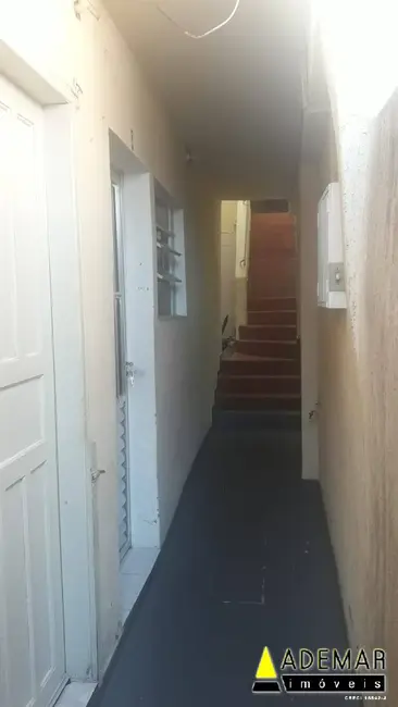 Casa com 7 quartos à venda, 230m2 em Diadema - SP - imagem 2 Foto 2 de Casa com 7 quartos à venda, 230m2 em Diadema - SP