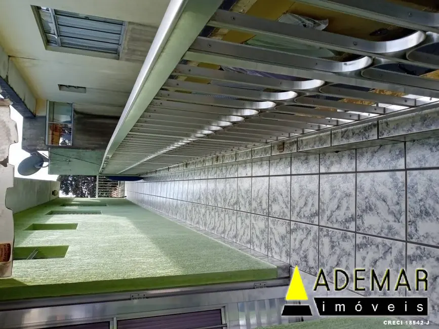 Foto 8 de Casa com 4 quartos à venda, 250m2 em Jardim Laranjeiras, São Paulo - SP