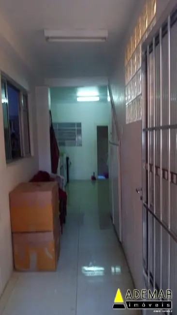 Foto 9 de Casa com 3 quartos à venda, 170m2 em Piraporinha, Diadema - SP