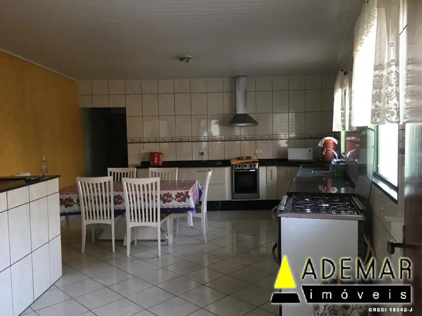 Casa com 3 quartos à venda, 232m2 em Vila Nogueira, Diadema - SP - imagem 3 Foto 3 de Casa com 3 quartos à venda, 232m2 em Vila Nogueira, Diadema - SP