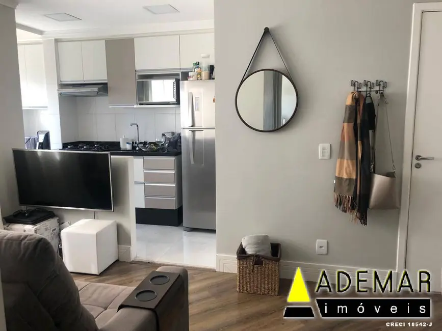 Foto 1 de Apartamento com 2 quartos à venda, 44m2 em Canhema, Diadema - SP