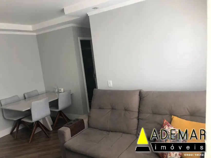 Foto 2 de Apartamento com 2 quartos à venda, 44m2 em Canhema, Diadema - SP