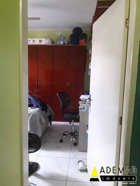 Casa com 2 quartos à venda, 125m2 em Canhema, Diadema - SP - imagem 5 Foto 5 de Casa com 2 quartos à venda, 125m2 em Canhema, Diadema - SP