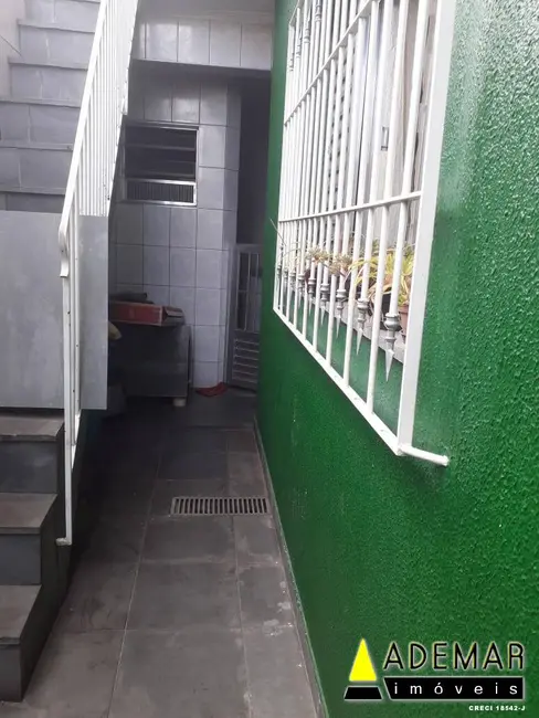 Casa com 2 quartos à venda, 125m2 em Canhema, Diadema - SP - imagem 7 Foto 7 de Casa com 2 quartos à venda, 125m2 em Canhema, Diadema - SP