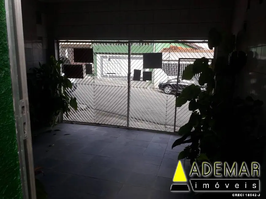 Foto 1 de Casa com 2 quartos à venda, 125m2 em Canhema, Diadema - SP