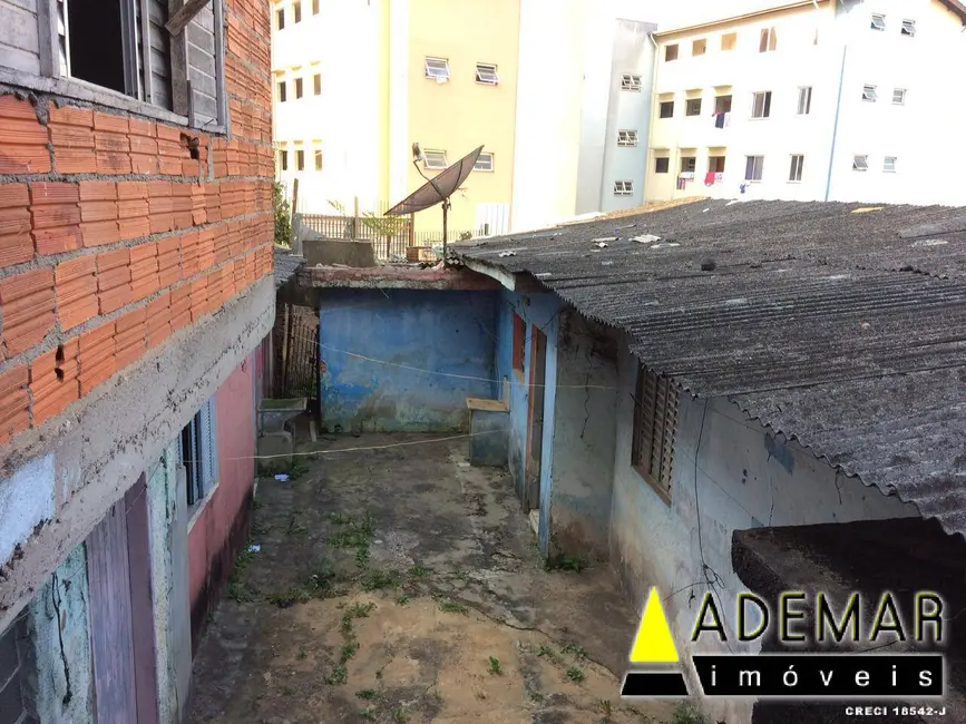 Casa à venda, 237m2 em Casa Grande, Diadema - SP - imagem 8 Foto 8 de Casa à venda, 237m2 em Casa Grande, Diadema - SP