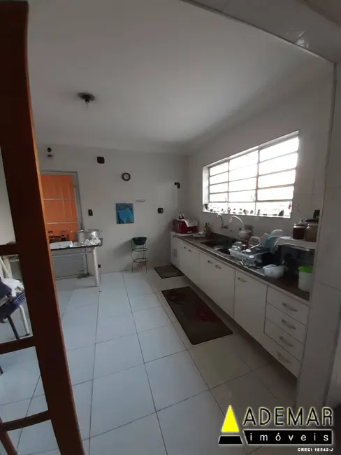 Casa com 4 quartos à venda, 270m2 em Campanário, Diadema - SP - imagem 4 Foto 4 de Casa com 4 quartos à venda, 270m2 em Campanário, Diadema - SP