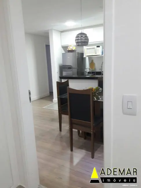 Foto 3 de Apartamento com 3 quartos à venda, 55m2 em Canhema, Diadema - SP