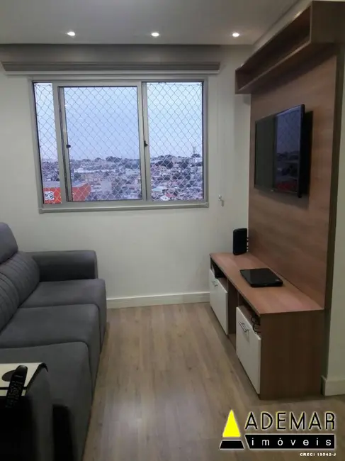 Foto 1 de Apartamento com 3 quartos à venda, 55m2 em Canhema, Diadema - SP