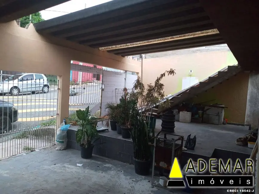 Foto 9 de Casa com 3 quartos à venda, 250m2 em Canhema, Diadema - SP