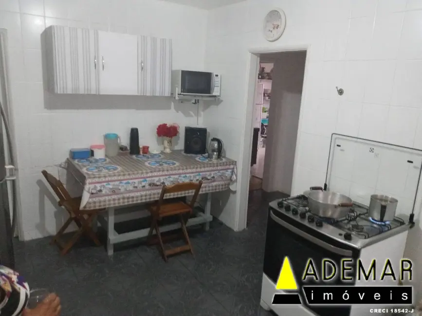 Foto 6 de Casa com 3 quartos à venda, 250m2 em Canhema, Diadema - SP