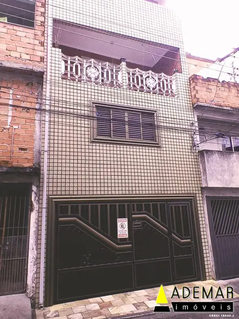 Casa com 5 quartos à venda, 300m2 em Piraporinha, Diadema - SP - imagem 4 Foto 4 de Casa com 5 quartos à venda, 300m2 em Piraporinha, Diadema - SP