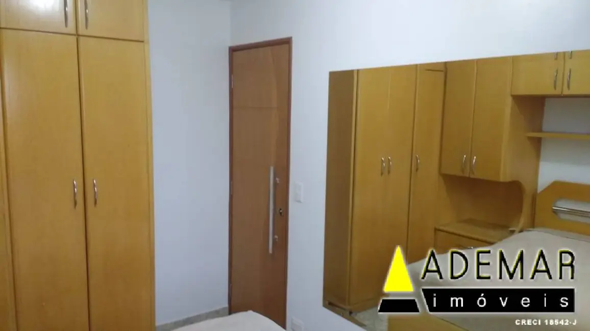 Foto 3 de Apartamento com 2 quartos à venda, 48m2 em Taboão, Diadema - SP