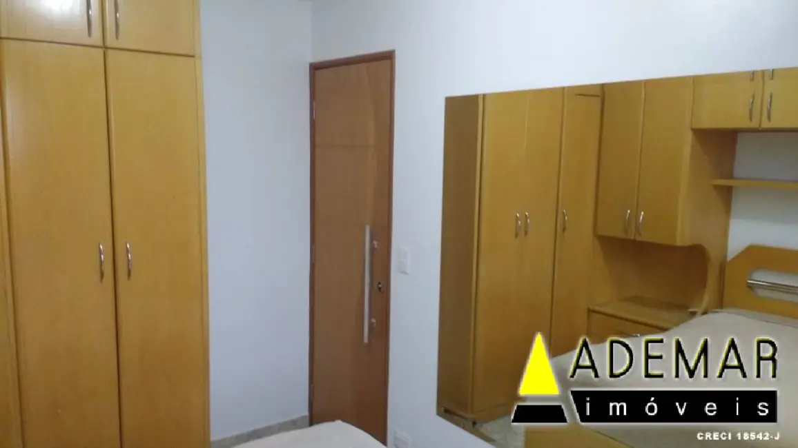 Foto 2 de Apartamento com 2 quartos à venda, 48m2 em Taboão, Diadema - SP