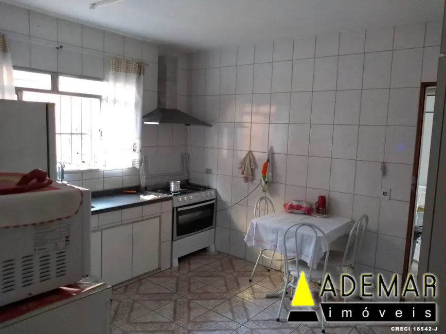 Foto 5 de Casa com 6 quartos à venda, 400m2 em Taboão, Diadema - SP