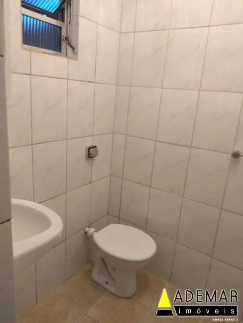 Foto 3 de Casa com 6 quartos à venda, 400m2 em Taboão, Diadema - SP