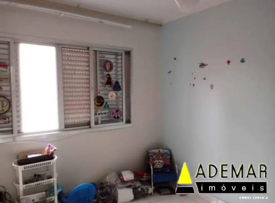 Casa com 3 quartos à venda, 300m2 em Conceição, Diadema - SP - imagem 5 Foto 5 de Casa com 3 quartos à venda, 300m2 em Conceição, Diadema - SP