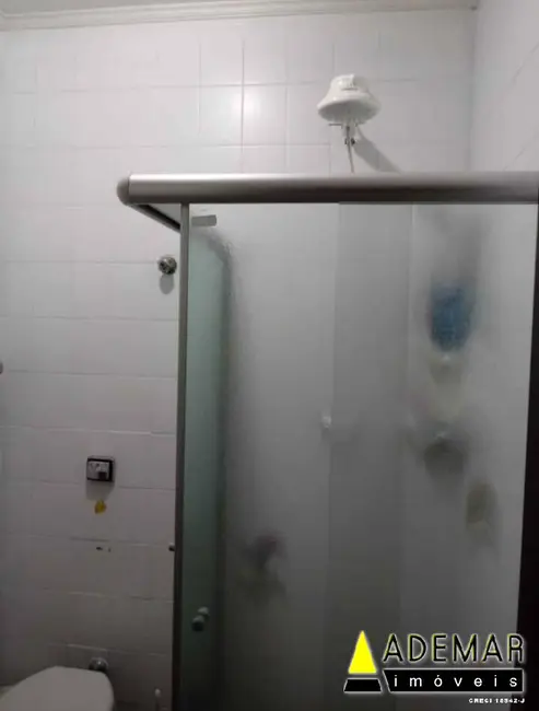 Casa com 3 quartos à venda, 300m2 em Conceição, Diadema - SP - imagem 6 Foto 6 de Casa com 3 quartos à venda, 300m2 em Conceição, Diadema - SP