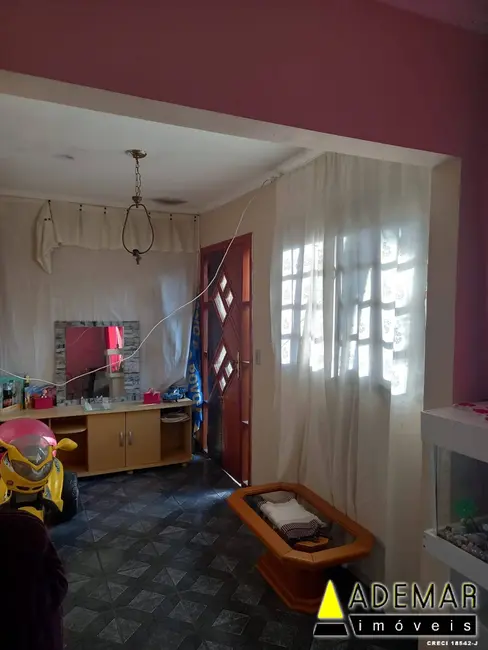 Foto 2 de Casa com 2 quartos à venda, 300m2 em Taboão, Diadema - SP