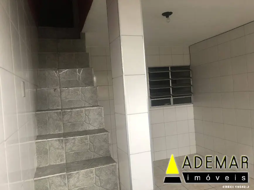 Casa com 4 quartos à venda, 184m2 em Casa Grande, Diadema - SP - imagem 6 Foto 6 de Casa com 4 quartos à venda, 184m2 em Casa Grande, Diadema - SP