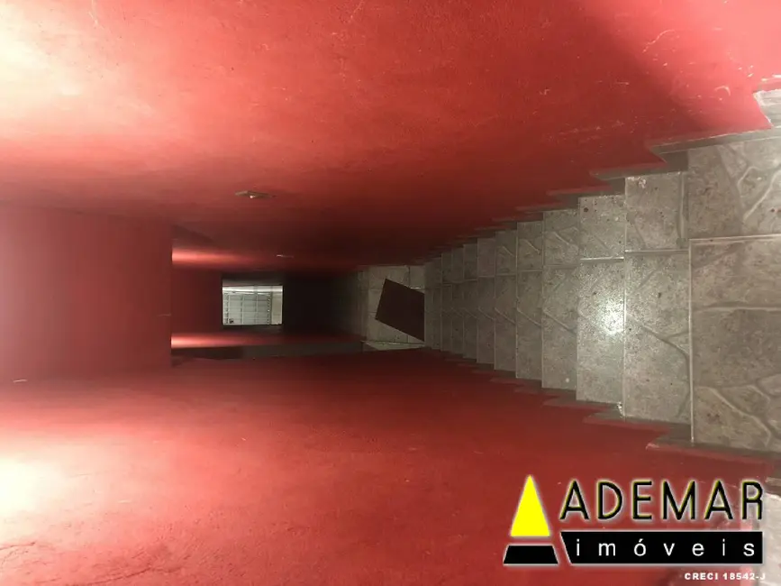 Casa com 4 quartos à venda, 184m2 em Casa Grande, Diadema - SP - imagem 4 Foto 4 de Casa com 4 quartos à venda, 184m2 em Casa Grande, Diadema - SP