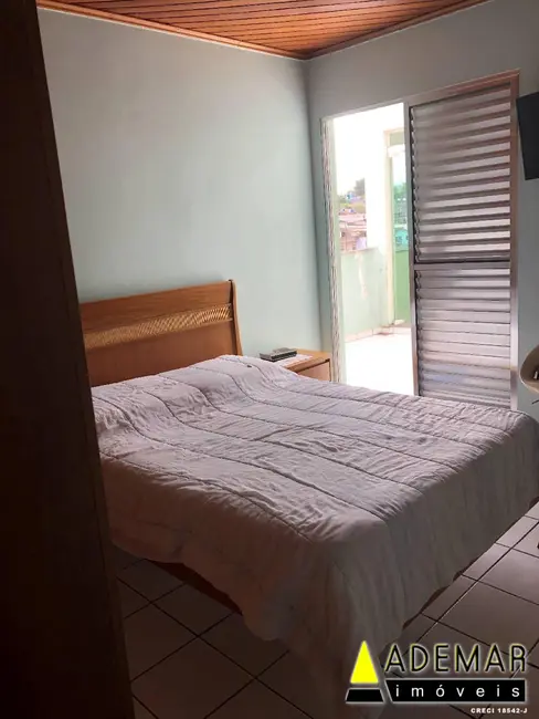 Foto 9 de Casa com 2 quartos à venda, 195m2 em Casa Grande, Diadema - SP