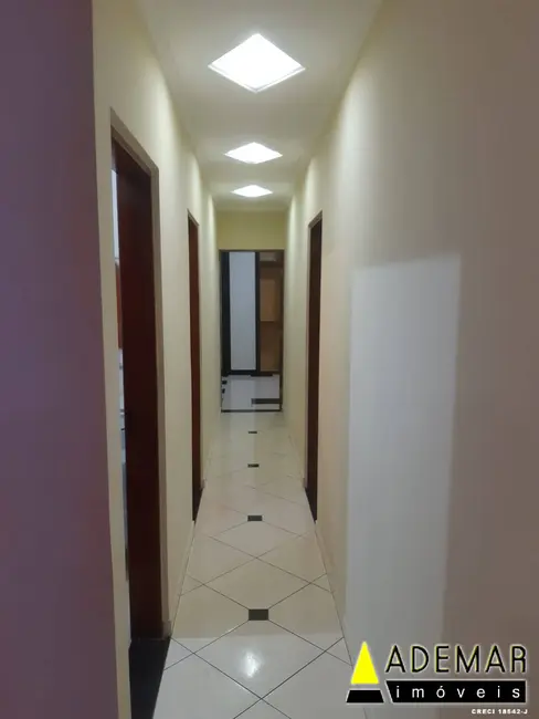 Casa com 3 quartos à venda, 500m2 em Eldorado, Diadema - SP - imagem 3 Foto 3 de Casa com 3 quartos à venda, 500m2 em Eldorado, Diadema - SP