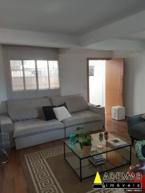 Foto 1 de Casa com 5 quartos à venda, 188m2 em Santa Amélia, São Paulo - SP