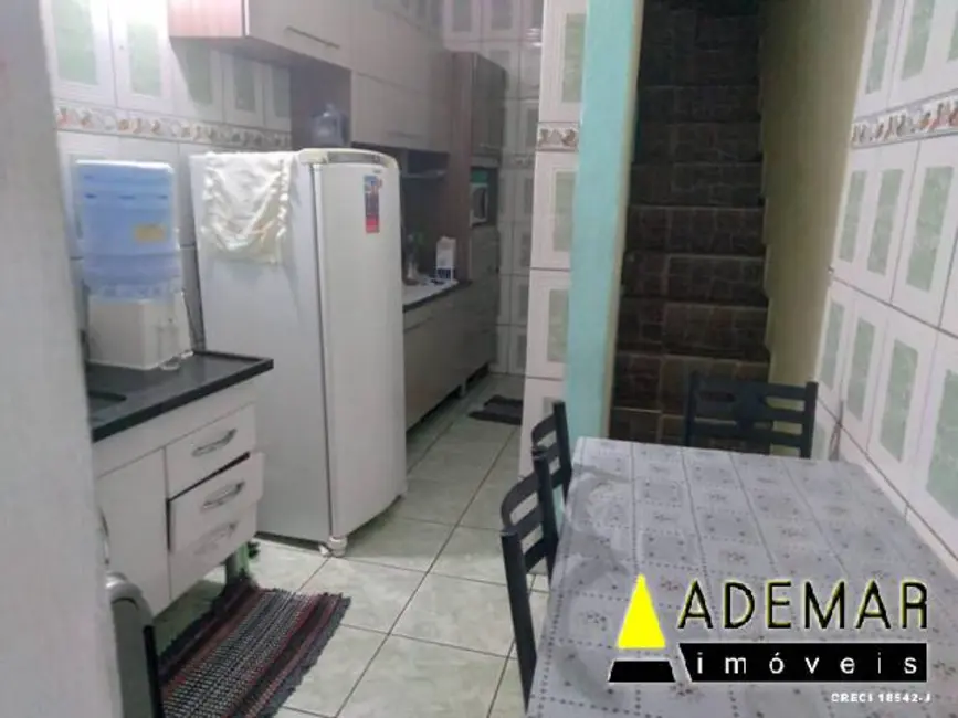 Casa com 2 quartos à venda, 50m2 em Piraporinha, Diadema - SP - imagem 1 Foto 1 de Casa com 2 quartos à venda, 50m2 em Piraporinha, Diadema - SP