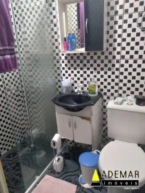 Casa com 2 quartos à venda, 50m2 em Piraporinha, Diadema - SP - imagem 4 Foto 4 de Casa com 2 quartos à venda, 50m2 em Piraporinha, Diadema - SP