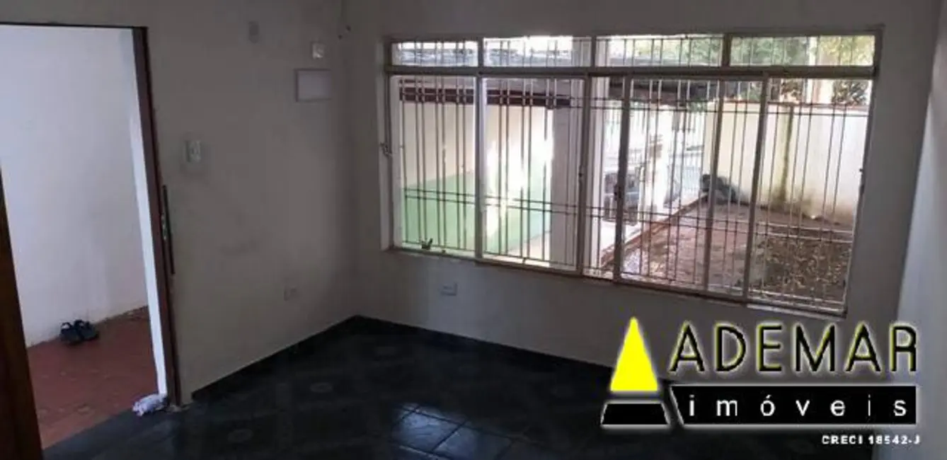 Foto 3 de Casa com 2 quartos à venda, 340m2 em Taboão, Diadema - SP
