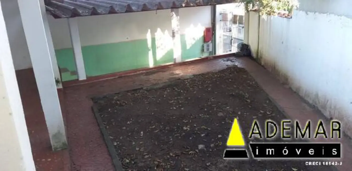 Foto 5 de Casa com 2 quartos à venda, 340m2 em Taboão, Diadema - SP