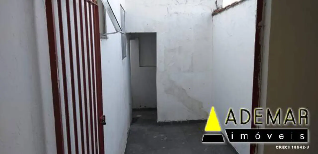 Foto 7 de Casa com 2 quartos à venda, 340m2 em Taboão, Diadema - SP