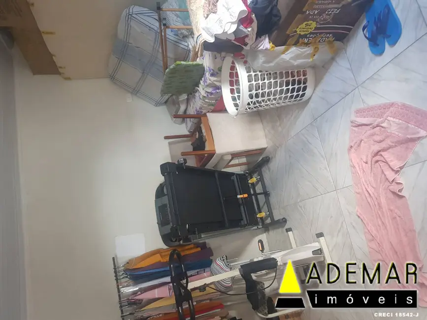 Casa com 3 quartos à venda em Casa Grande, Diadema - SP - imagem 5 Foto 5 de Casa com 3 quartos à venda em Casa Grande, Diadema - SP