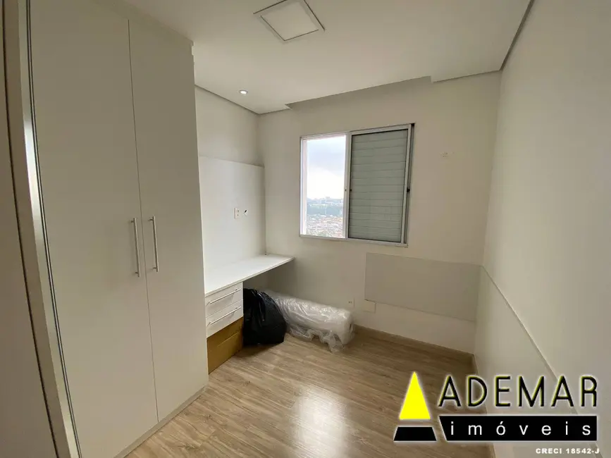 Foto 8 de Apartamento à venda em Canhema, Diadema - SP